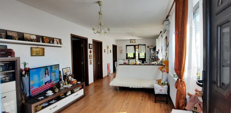 Buturugeni, casa deosebita, langa Bucuresti 20 km, proprietate personala