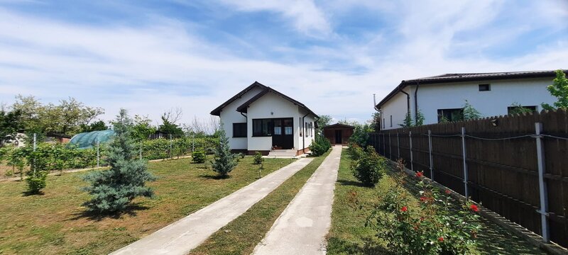 Buturugeni, casa deosebita, langa Bucuresti 20 km, proprietate personala